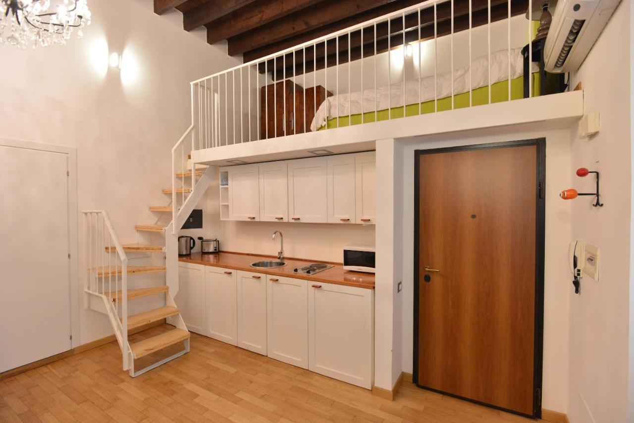 Izzhome City Center Cozy Cagliari Exterior photo